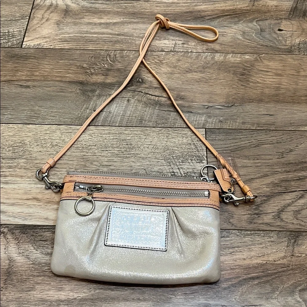 Coach poppy shimmer bag - Picture 2 of 8